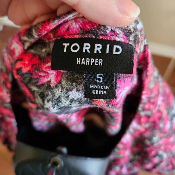 Torrid Harper Pullover 3/4 Sleeve Tunic Blouse - Picture 10 of 10